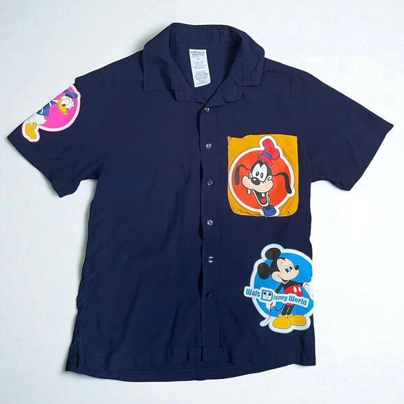 Walt Disney World Vault Collection Shirt Small‎ 50th Patch Mickey Pluto Donald - Picture 1 of 8